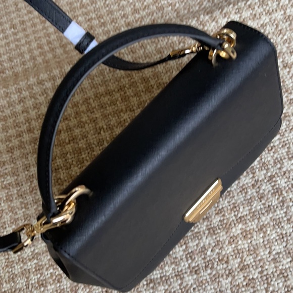 Michael Kors Bridgette MD TH Messenger Black - Picture 5 of 16
